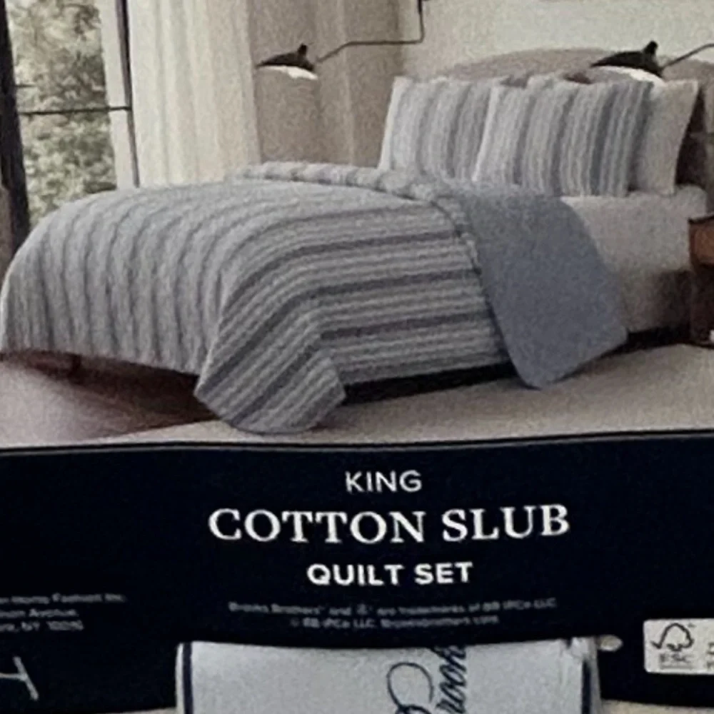Brooks Brothers Blue and White Striped King Cotton Slub Quilt Set 106”x92”